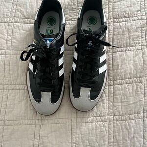 Adidas Samba Vegan “Black/Gum” Sneakers, size 9 Women, NEVER WORN